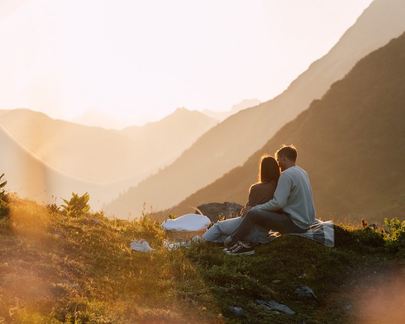 Neues aus dem Hotel Post Lech Sonnenuntergang in Lech genießen